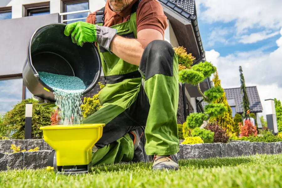 Affordbale Lawn Fertilization Service in Colts Neck, NJ Affordbale Lawn Fertilization Service in Colts Neck, NJ